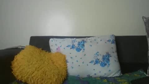 Snapshot of attained_option chatting on 12/01/25, 01:43 attained online show from 12/01/25, 01:43