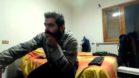 Snapshot of attila85 chatting on 11/07/25, 04:29 Bleakw85 online show from 11/07/25, 04:29