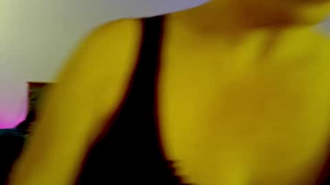 Snapshot of aubreeskinkyplayroom chatting on 11/04/25, 05:23 Aubree Shae online show from 11/04/25, 05:23