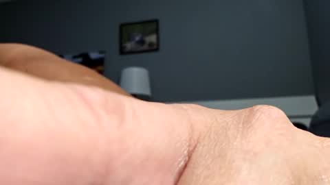 Snapshot of audietronr18 chatting on 09/16/25, 03:29 audietronr18 online show from 09/16/25, 03:29