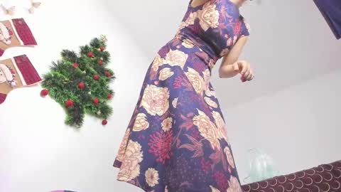 Snapshot of audrey_lawrence chatting on 12/11/24, 02:54 Audrey online show from 12/11/24, 02:54