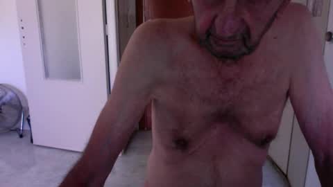Snapshot of auguste688483 chatting on 06/21/26, 07:44 auguste688483 online show from 06/21/26, 07:44