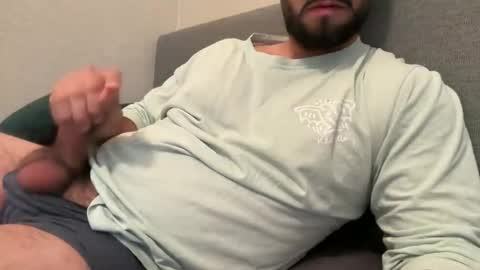 Snapshot of augustload chatting on 11/03/25, 01:34 AugustLoad online show from 11/03/25, 01:34