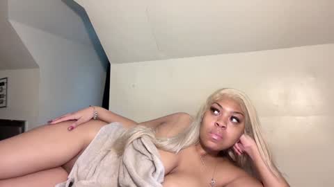 aunyxxx online show from 02/08/25, 06:44