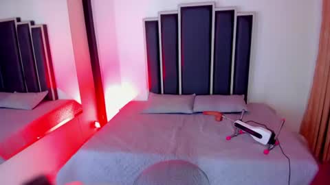 aura_baker online show from 07/27/26, 12:45