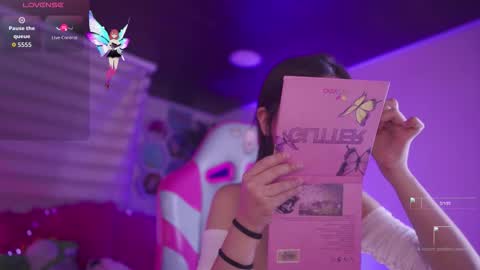 Snapshot of aura_rouss chatting on 11/12/25, 01:28 aura_rouss online show from 11/12/25, 01:28