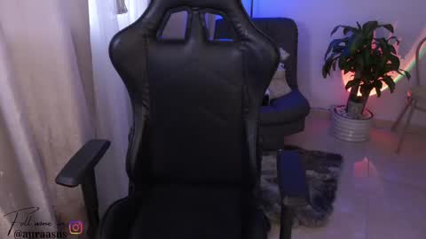        . online show from 06/07/26, 10:24