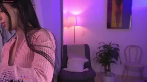        . online show from 06/19/26, 12:37