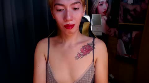 Miss awra online show from 01/11/25, 05:52