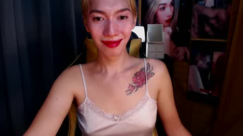 Miss awra online show from 01/12/25, 05:24