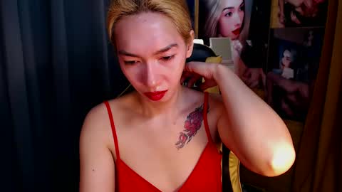 Miss awra online show from 01/28/25, 04:29