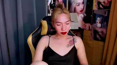 Miss awra online show from 03/01/25, 08:13