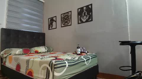 auralis_lux online show from 07/17/26, 12:12