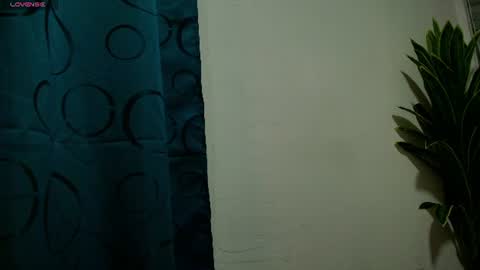 auralis_lux online show from 07/27/26, 12:34