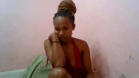 Snapshot of aurelia107 chatting on 06/07/26, 09:51 aurelia107 online show from 06/07/26, 09:51