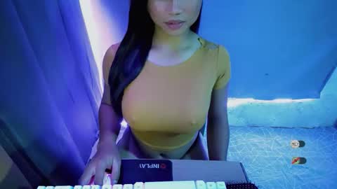Aurelia online show from 09/12/25, 10:04