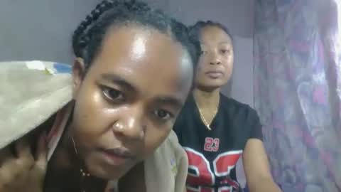 aurelie08 online show from 05/17/26, 08:16