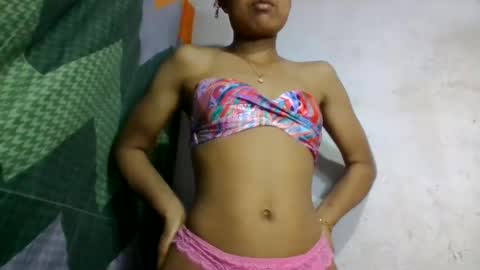 aurelie08 online show from 06/11/26, 04:16