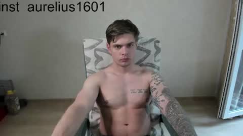 Snapshot of aurelius_x1 chatting on 06/11/26, 10:24 Maks online show from 06/11/26, 10:24