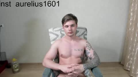 Snapshot of aurelius_x1 chatting on 06/11/26, 10:30 Maks online show from 06/11/26, 10:30