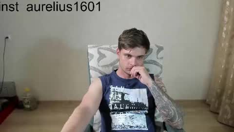 Snapshot of aurelius_x1 chatting on 06/13/26, 07:01 Maks online show from 06/13/26, 07:01