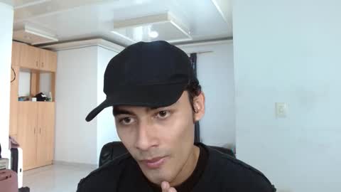 Aureliano online show from 11/30/25, 10:03