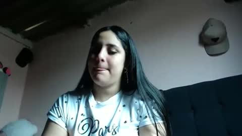 Snapshot of auroa_0785 chatting on 05/27/26, 04:15 auroa_0785 online show from 05/27/26, 04:15