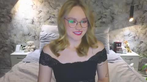 Kate online show from 11/07/25, 05:24