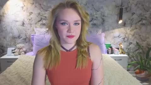 Kate online show from 11/28/25, 05:15
