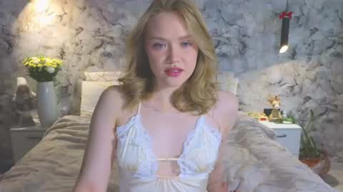 Kate online show from 06/12/26, 08:35