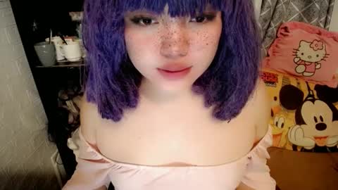 cute online show from 02/25/25, 01:28