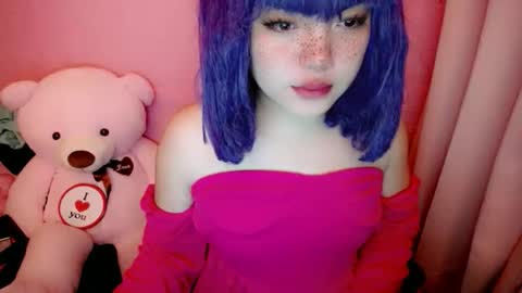 cute online show from 02/17/26, 11:44