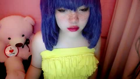 cute online show from 06/10/26, 10:03