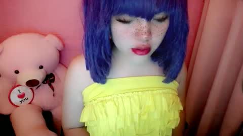 cute online show from 06/10/26, 10:30