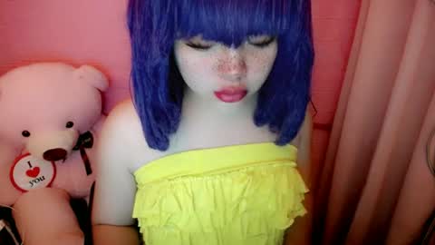 cute online show from 06/11/26, 09:57