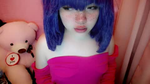 cute online show from 06/30/26, 10:44