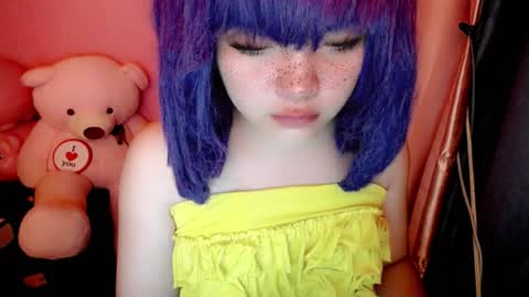 cute online show from 07/16/26, 09:32