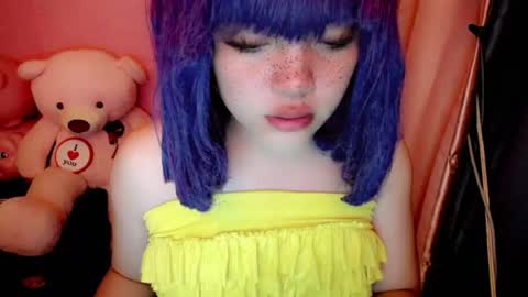 cute online show from 07/20/26, 10:39
