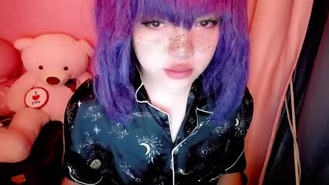 cute online show from 07/24/26, 10:08