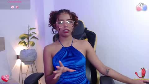 aurora_rodriguez online show from 12/05/24, 03:17