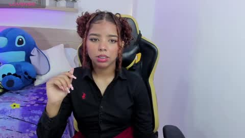 aurora_rodriguez online show from 12/12/24, 01:06