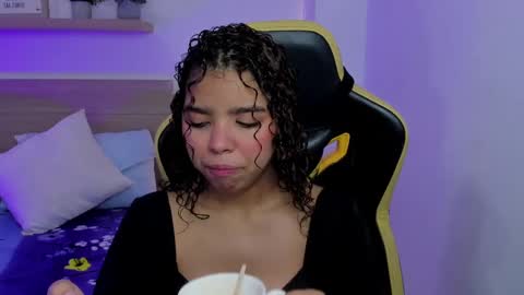 aurora_rodriguez online show from 01/08/25, 12:26