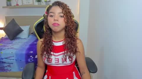 aurora_rodriguez online show from 01/21/25, 12:18