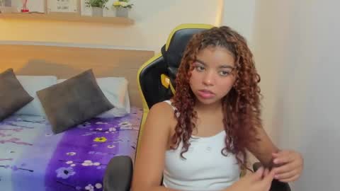 aurora_rodriguez online show from 01/23/25, 12:19