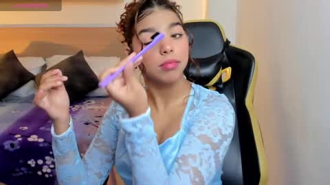 aurora_rodriguez online show from 02/13/25, 12:32
