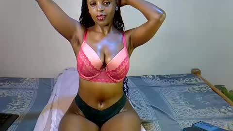 Snapshot of aurora_starr chatting on 06/11/26, 11:47 Starr online show from 06/11/26, 11:47