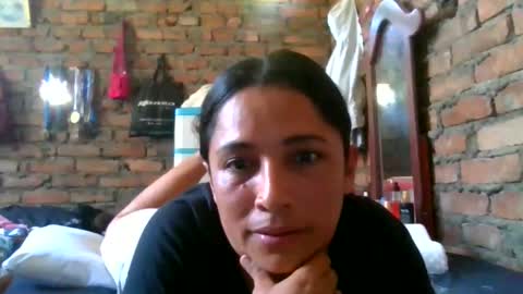 Snapshot of auroraangels1 chatting on 05/18/26, 02:12 auroraangels1 online show from 05/18/26, 02:12