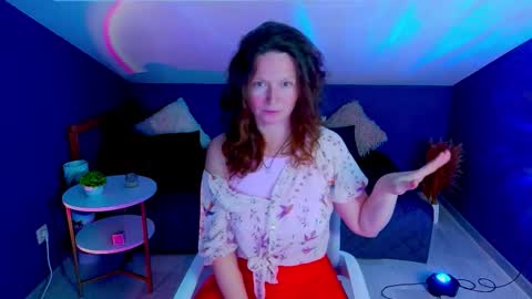 auroraborealis__ online show from 09/30/25, 06:40