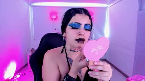 Aurora Diaz online show from 10/20/25, 07:47