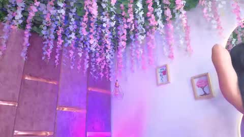 aurora online show from 11/29/25, 08:12